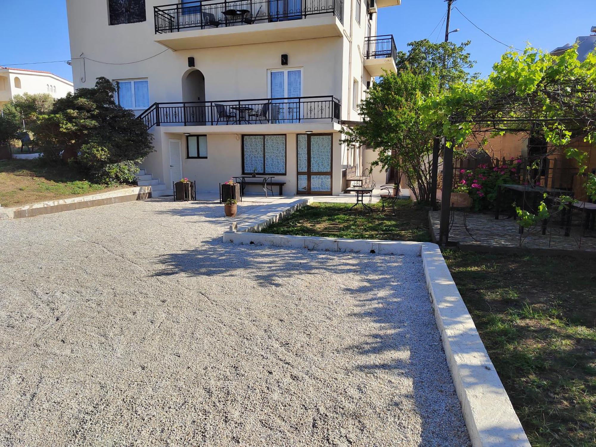 Manos Apartments Kolimvárion Exterior foto